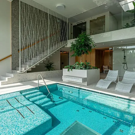 Reed Luxury By Balaton Hotel