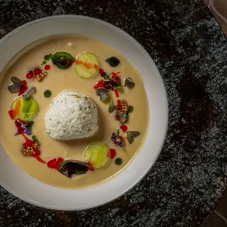 Reed Boutique & Bistro Szálloda 5*