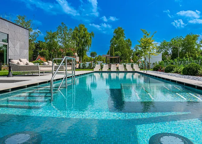 Hotel Reed Boutique & Bistro