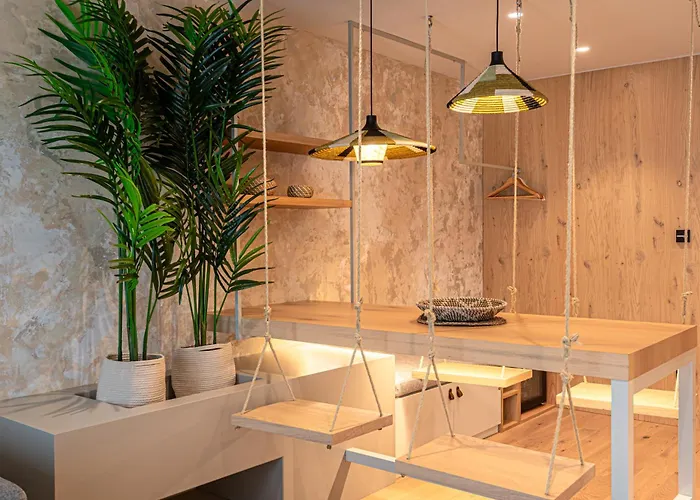 Reed Boutique & Bistro Отель