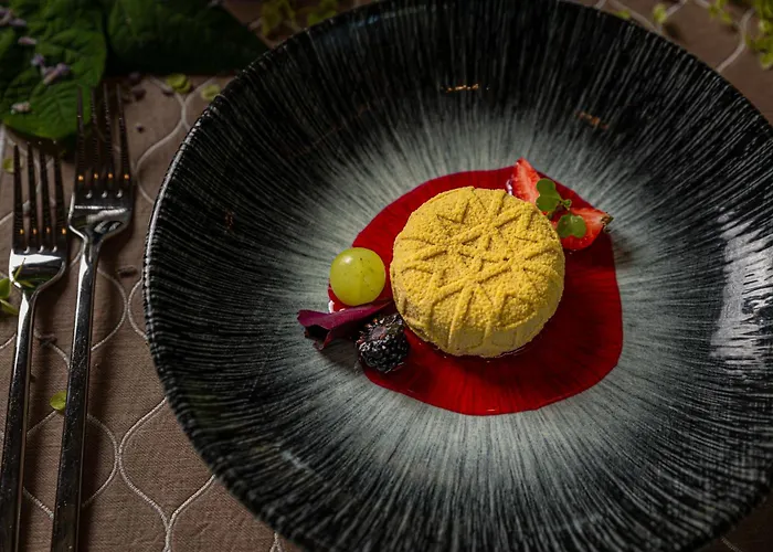 Reed Boutique & Bistro Hotel