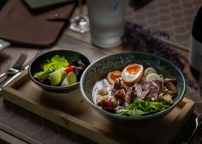 Отель Reed Boutique & Bistro 5*