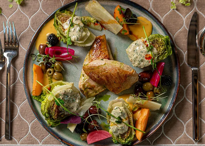 Reed Boutique & Bistro Шиофок