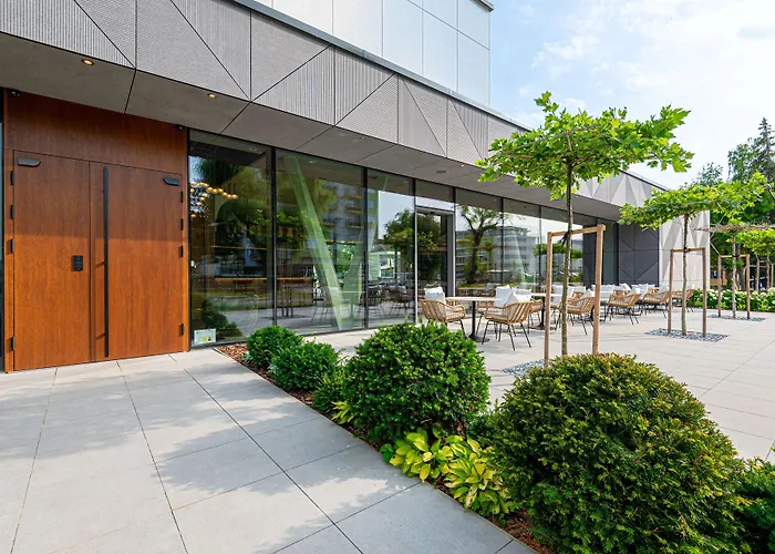 Reed Boutique & Bistro Hotel