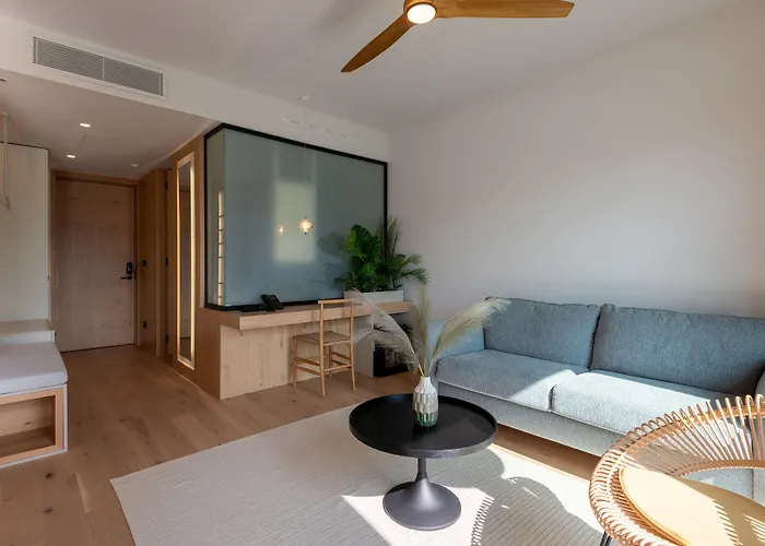 Reed Boutique & Bistro Отель 5*